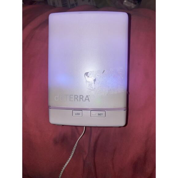 doTERRA Aroma Lite Essential Oil Diffuser wtih LED Night Light - Works - Picture 8 of 9